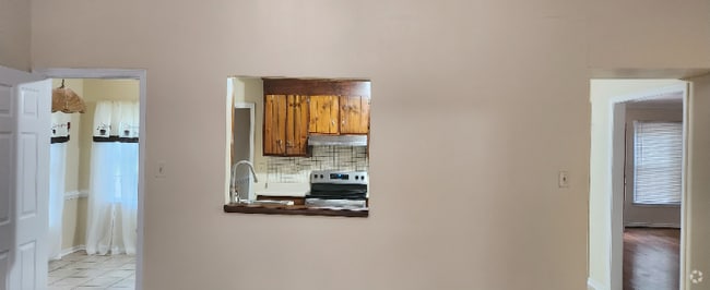 Building Photo - 5806 Laurel Trail Ct