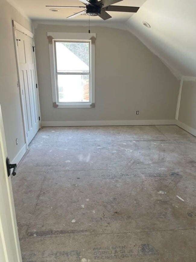 Building Photo - New Construction home on beautiful site near Melton Hill Lake.  Minutes from Farragut