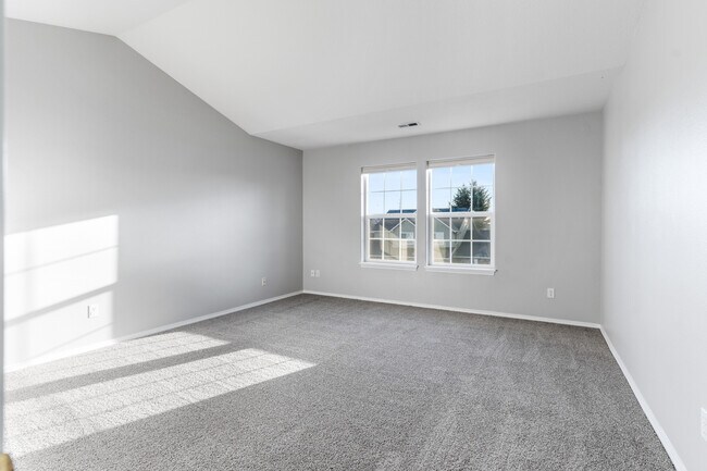 Building Photo - 2851 Cleveland Ave NW