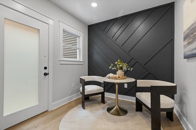 Building Photo - Furnished Luxury Home for Rent-Historic Deutschtown/Northside