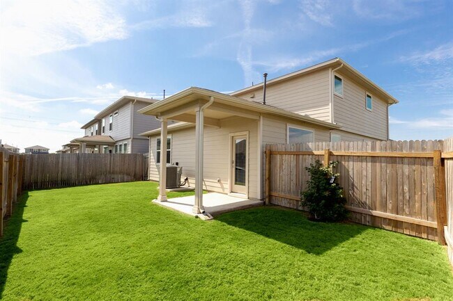 Building Photo - 140 New Hvn St