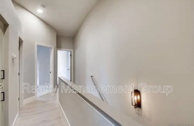 Building Photo - 13801 Pinkard Way