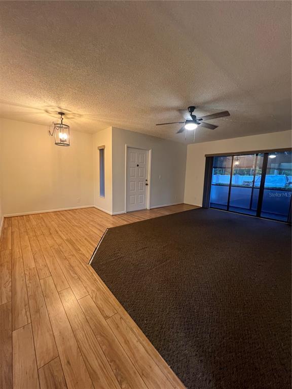Building Photo - 1313 S Pine Ridge Cir