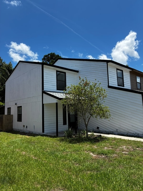 Building Photo - 11671 Tanager Dr