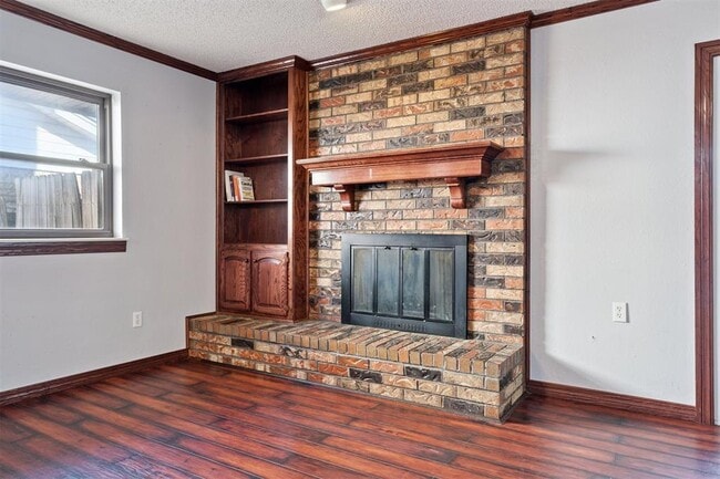 Building Photo - 805 Arlington Dr