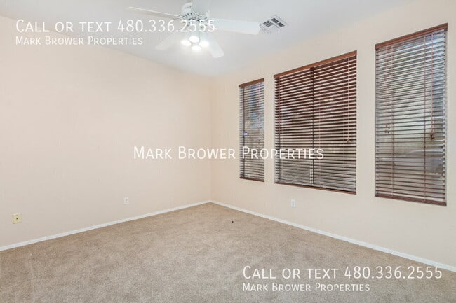 Building Photo - 4326 E Melinda Ln