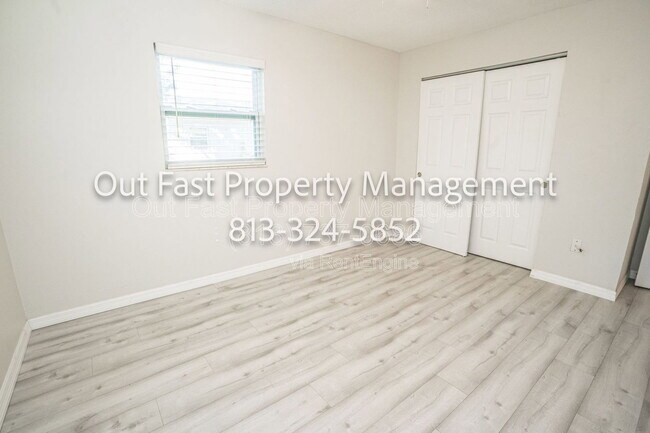 Building Photo - 430 3rd Ave