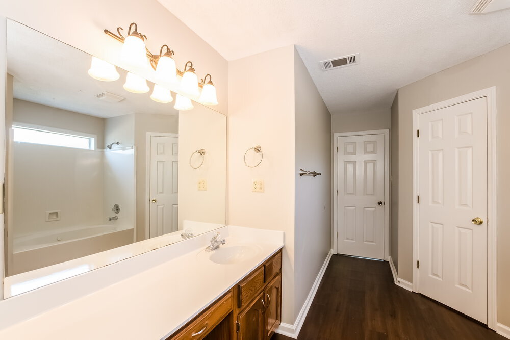 Building Photo - 1812 Black Bear Cir E
