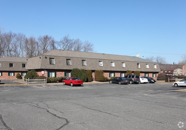 Building Photo - Woodtick Crossing