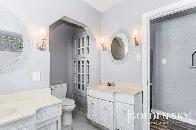 Building Photo - 1516 Wheeling Ave