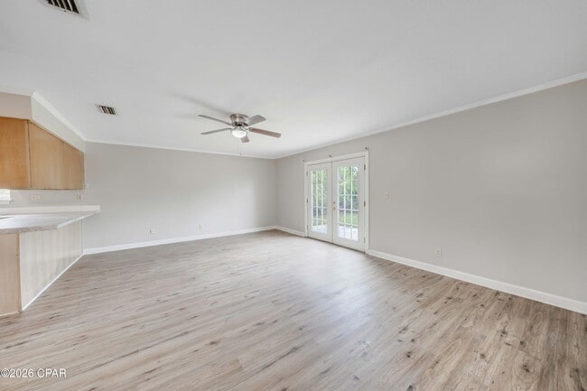 Building Photo - 404 Missouri Ave