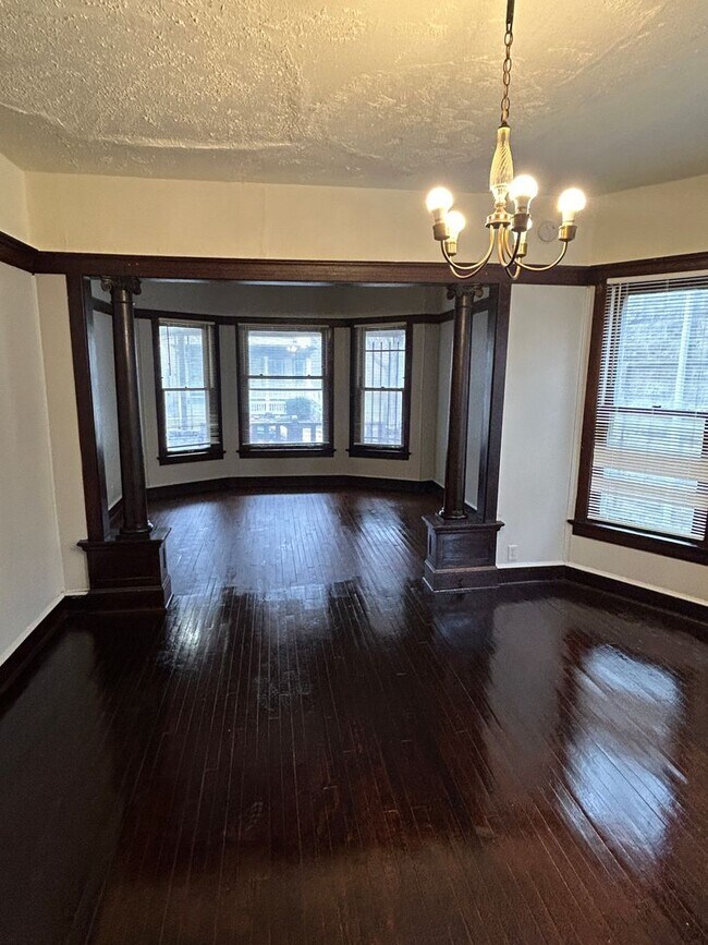 Building Photo - 2621 N 15th St