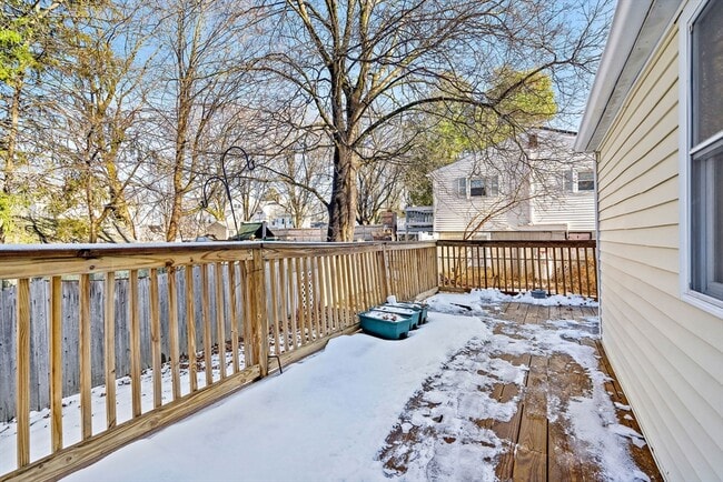 Building Photo - 78 Essex St