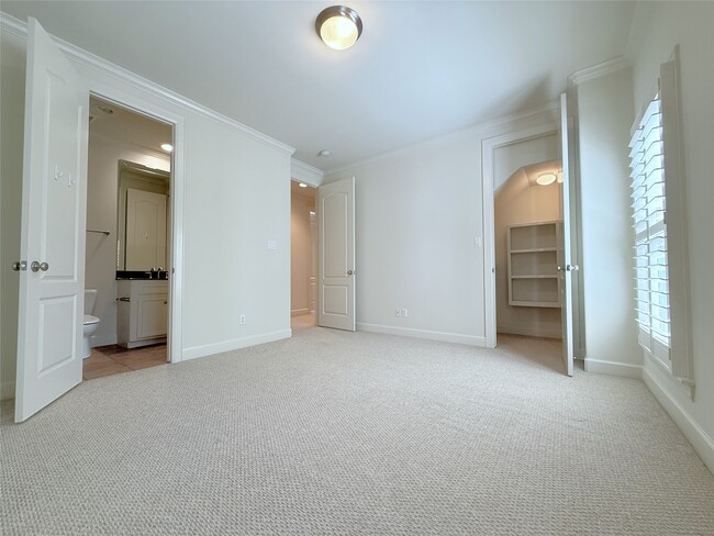 Building Photo - 6338 W Mystic Meadow