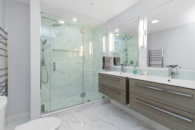 Building Photo - 199 Coolidge Ave