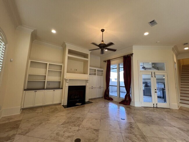 Building Photo - Elegant Two-Story Home with Outdoor Kitchen in Desirable Shadows Lake