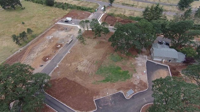 Aerial Photo - 50 Oaks
