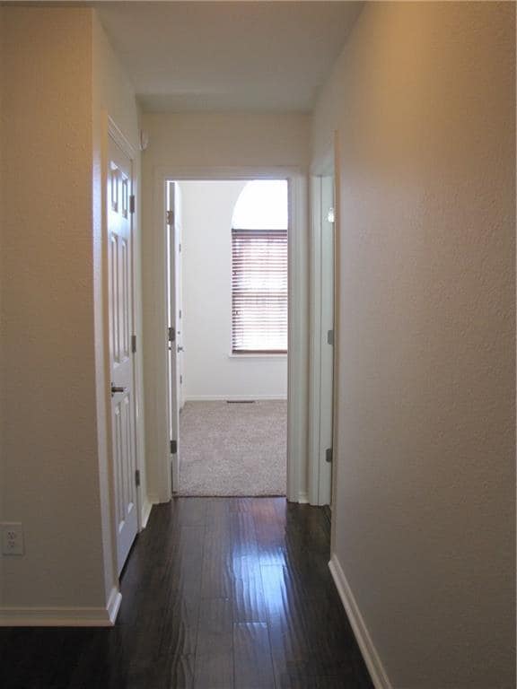 Building Photo - 70 Merritt Dr