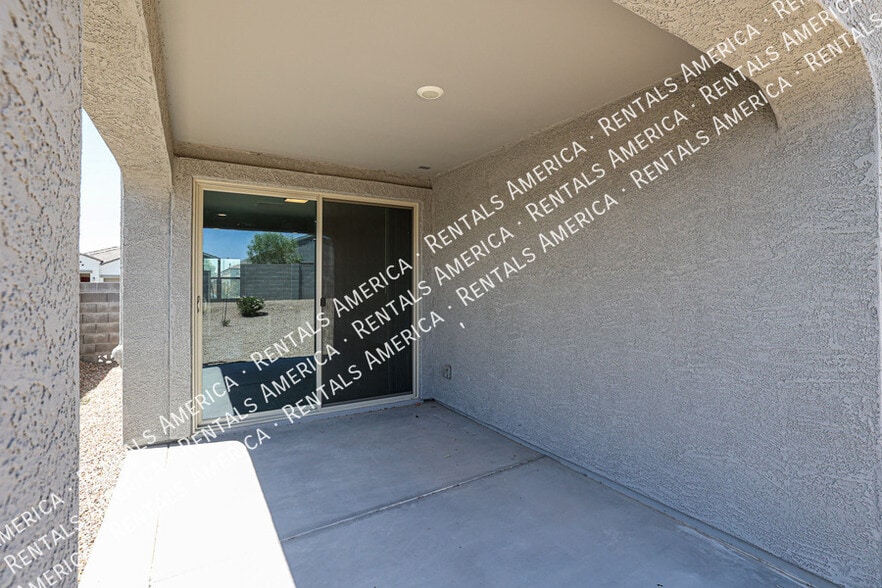 Building Photo - 30706 W Indianola Ave
