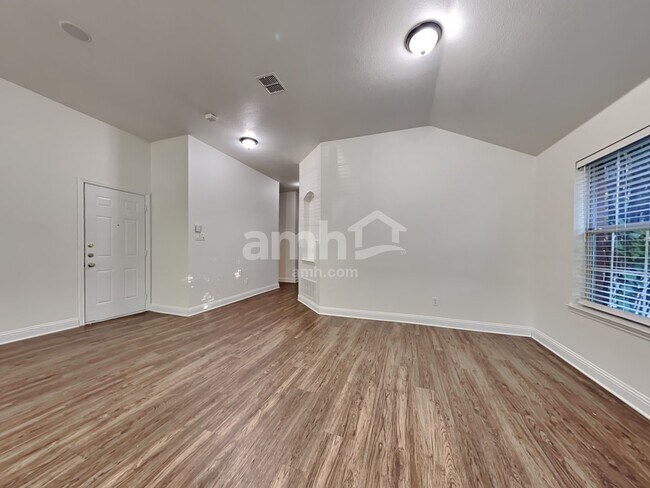 Building Photo - 11600 Turkey Creek Dr