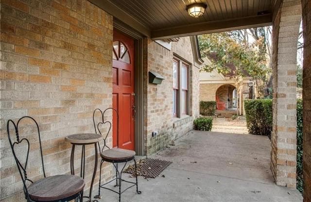 Building Photo - 5307 Maple Springs Blvd