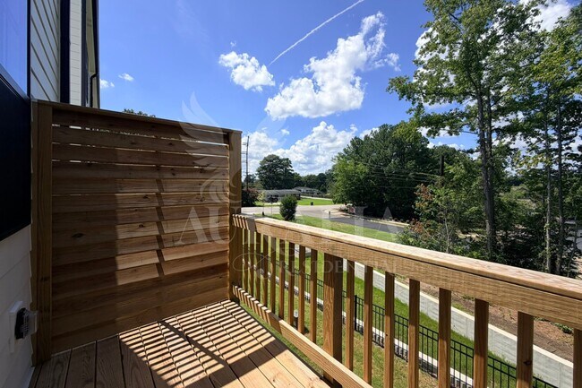 Building Photo - 3611 Elm Grv Ln