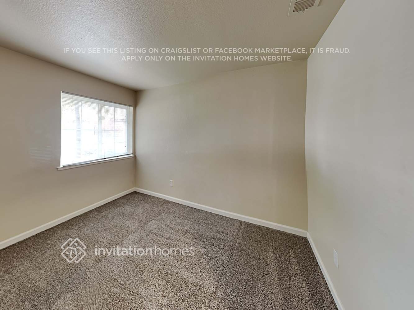 Building Photo - 555 Spruce St