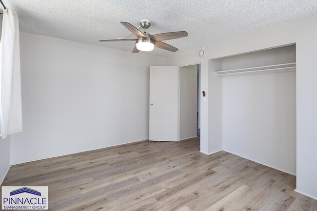 Building Photo - 2637 Kuilei St