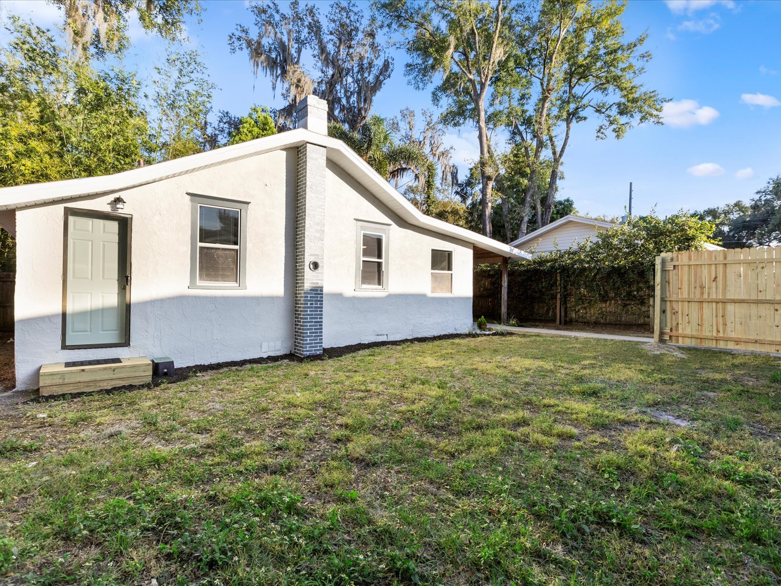 Building Photo - 237 Emory Plz