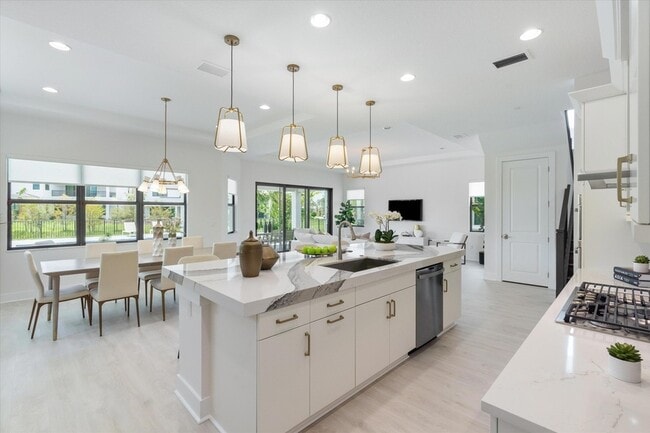 Building Photo - 13211 Artisan Cir