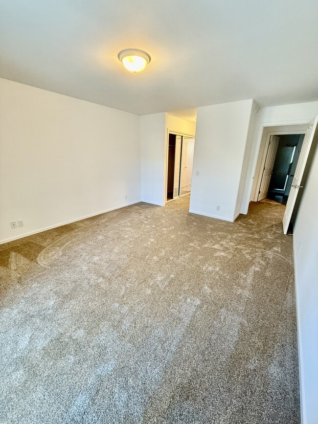Building Photo - 133 Argall Way