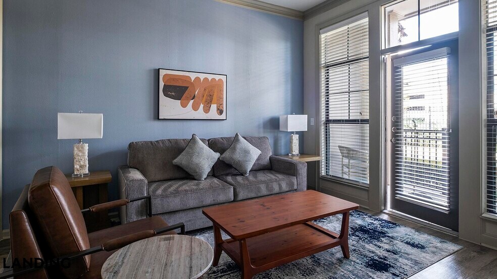 Building Photo - 3505 W Sam Houston Pkwy S