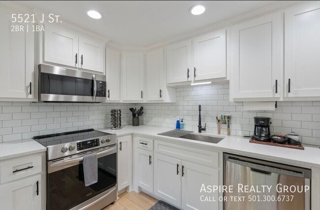 Building Photo - 5521 J St