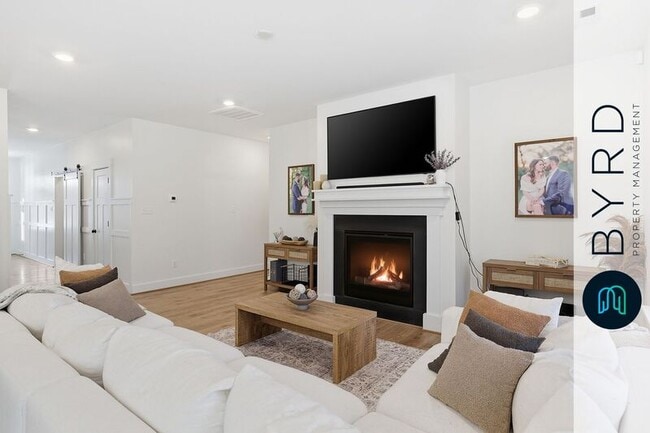 Building Photo - 8406 Freebridge Rd