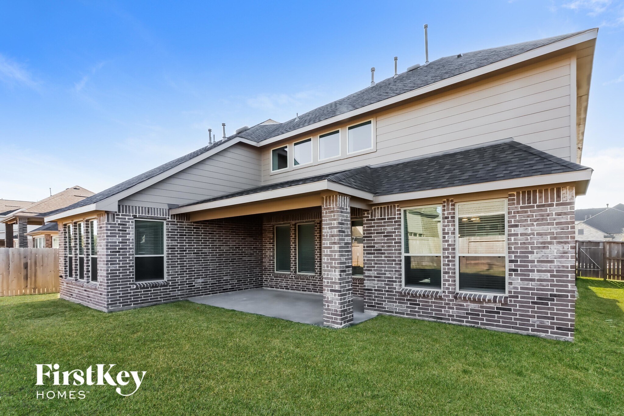 Building Photo - 723 Chestnut Cove Ln