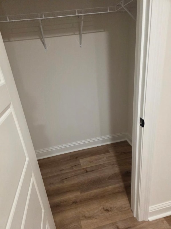 Building Photo - 10504 Glade Cv