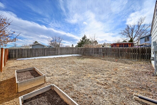 Building Photo - $2,375.00 - 3 Beds,2 Baths, Single Family ...