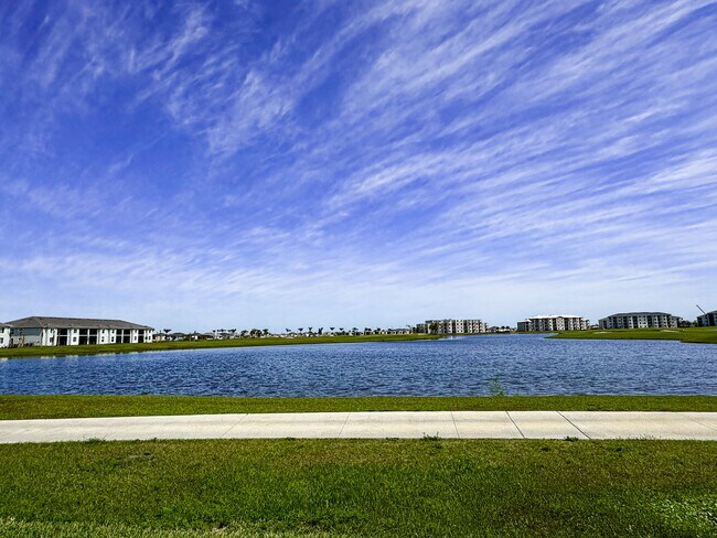 Building Photo - 5433 Double Eagle Cir
