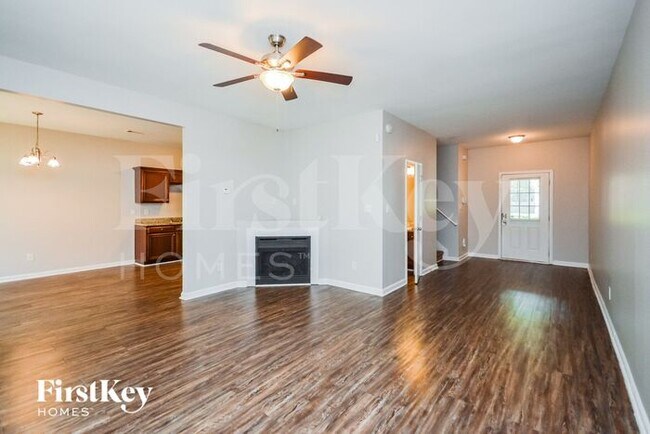 Building Photo - 5068 Pioneer Pkwy