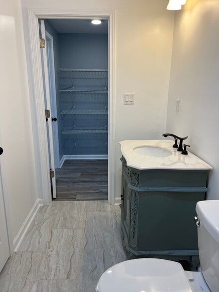 Building Photo - 3152 Daleview Way SW