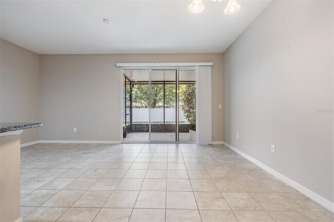 Building Photo - 7012 Holly Heath Dr