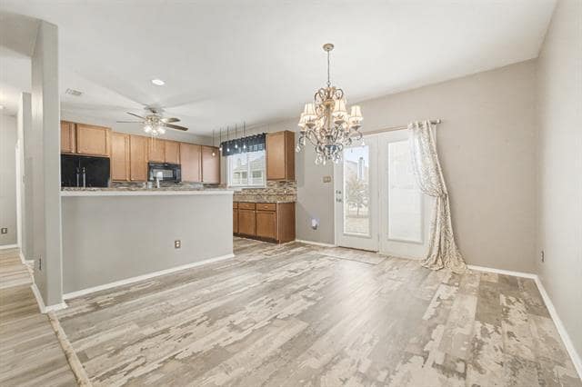 Building Photo - 8920 Cranston Ct