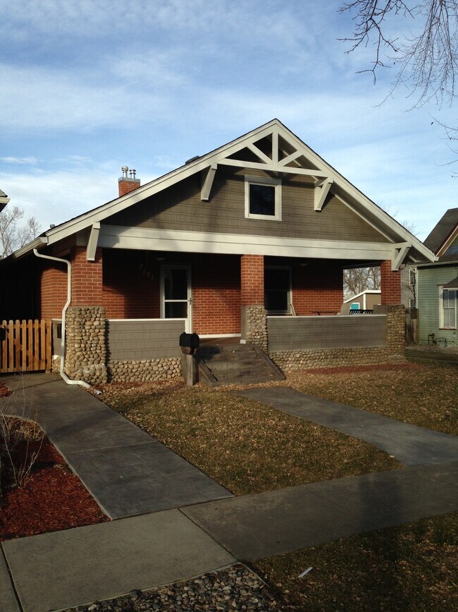 Primary Photo - Beautifully Remodeled 1 Bedroom / 1 Bath Unit in the Heart of Old Town Fort Collins! Water/Sewer ...