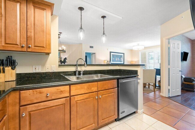 Building Photo - 11770 St Andrews Place