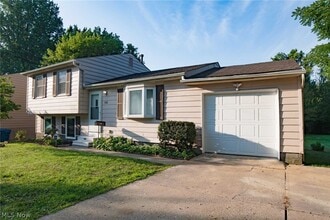 Building Photo - 348 Silver Meadows Blvd