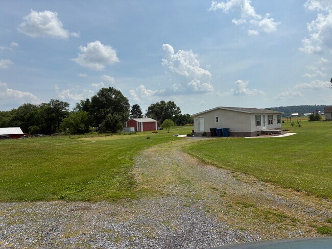 Building Photo - 95 Union Church Rd