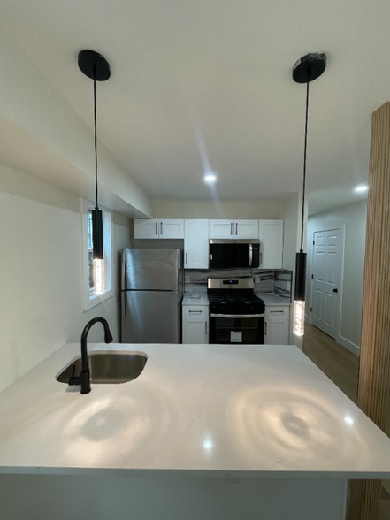 Building Photo - 397-399-399 18th Ave