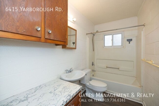 Building Photo - 6415 Yarborough Rd