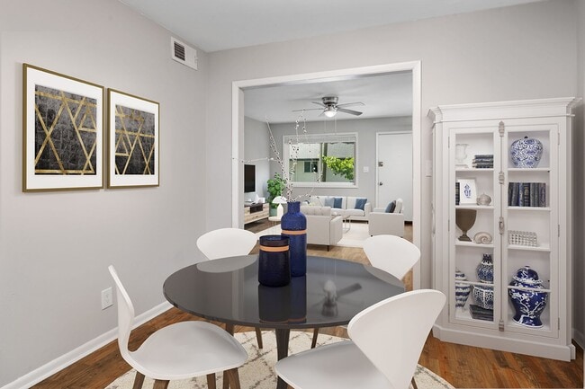 Interior Photo - Commons of East Lake
