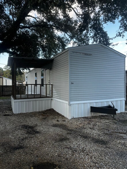 Building Photo - 33230 Walker North Rd